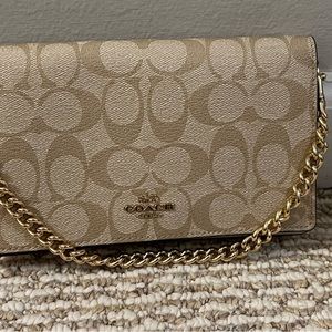 Anna Foldover Clutch Crossbody With Chain In Signature Canvas Like NEW